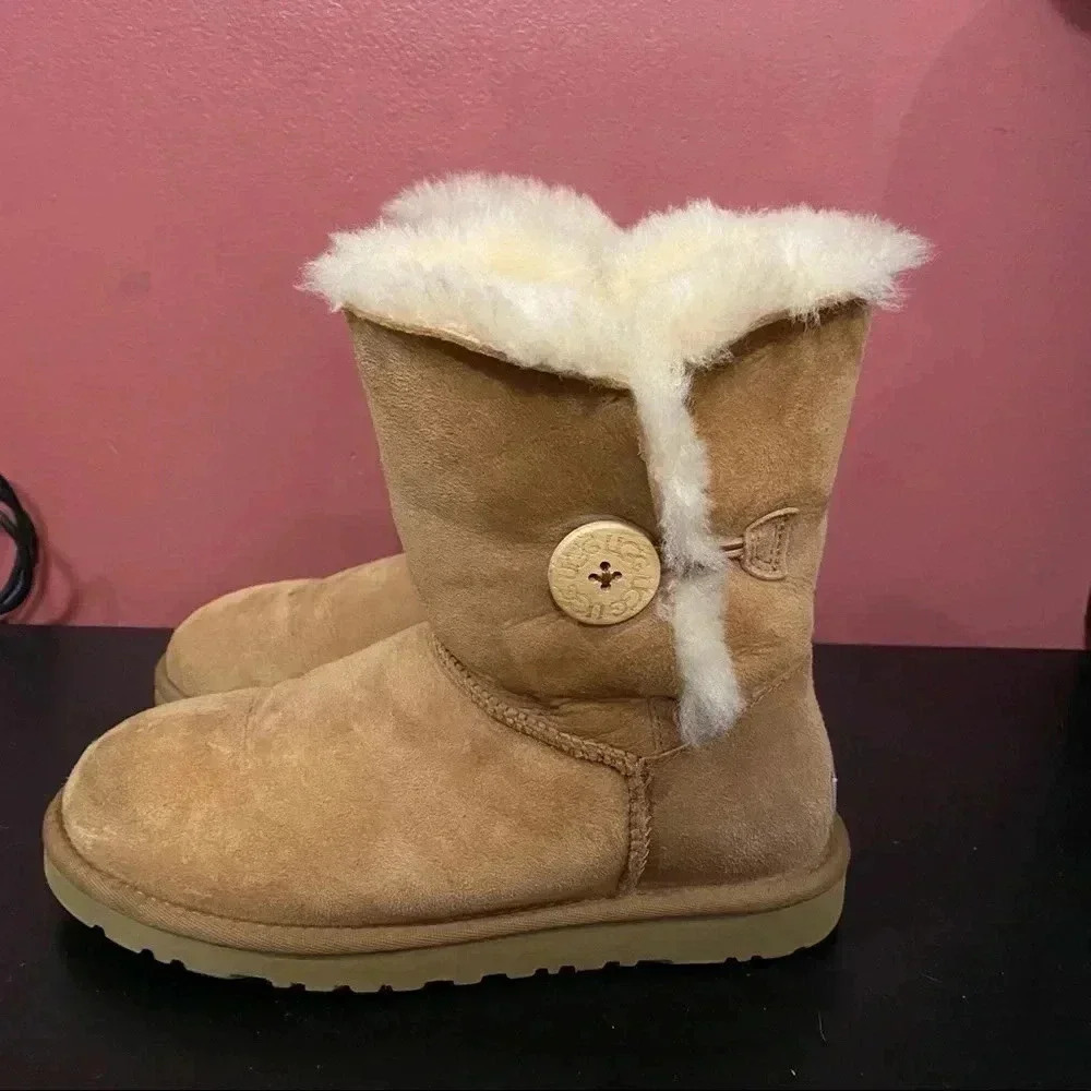 UGG Brown Boots
